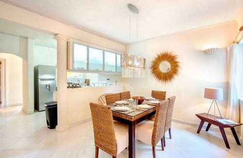 Mullins House | Woodlands Luxury Villas