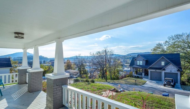 06) Views/Downtown/Extremely nice neighborhood in Chattanooga