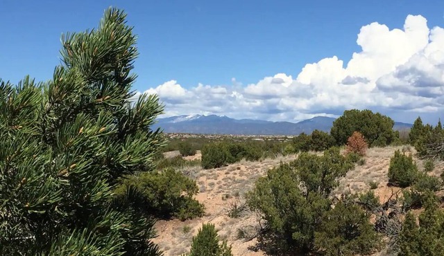 100-Mile Views on the Turquoise Trail - Casa Kachina Guest House in Santa Fe