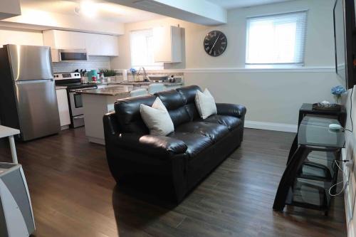 2 BD basement Apt - 15-20 Minutes to Niagara Falls,CA in St. Catharines