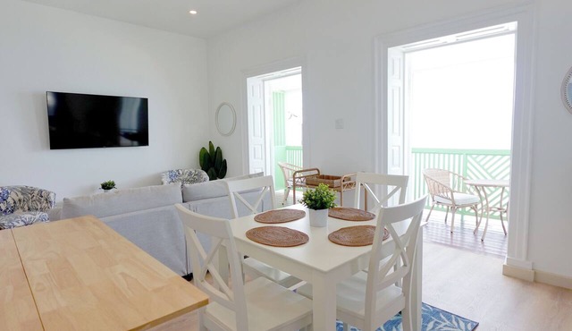 2 BR (2A) apartment Steps from the Beach in Speightstown