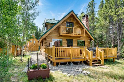 24STR-00023 Fairplay Cabin w/Hot Tub on 4 Acres! in Fairplay