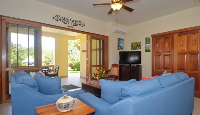 2BR 312: Sleeps 6, Soaking Tub, First Floor in Seine Bight