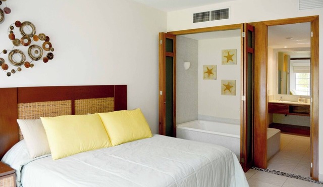 3Rec + Jacuzzi, Pool, Balcones, in Acapulco Diamante for the whole family. in Acapulco de Juárez