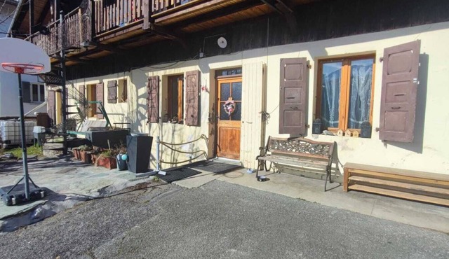 Apartment in a mountain chalet with Mont Blanc view in Passy