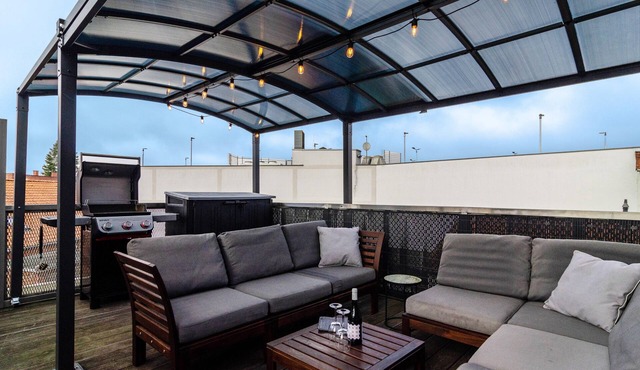 Apartment 'Stadt-Loft' with Private Terrace, Wi-Fi, and Air Conditioning in Nordhausen