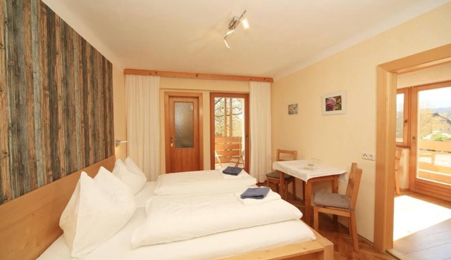 Family room comfort plus with 2 bathrooms - Bauernhof Hofmayer in Sankt Kanzian am Klopeiner See