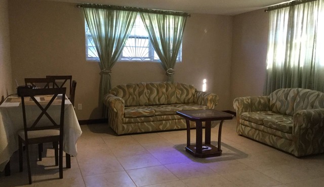 Beautiful 2 bedroom 1 bathroom apartment.