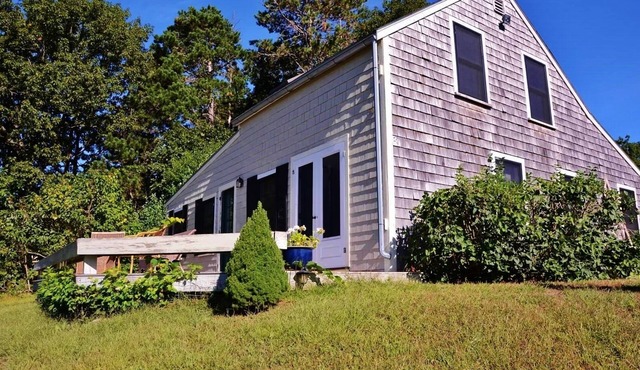 Beautiful Views, 1 Mi to Beach! Ipswich Cottage in Ipswich