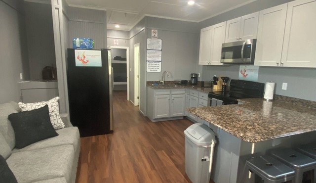 Blue crab house boat,Wi-Fi,Ice machine,sleeps 8,perfect place to fish🐠🎣🐟 in Venice