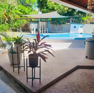 Casa de Playa con Piscina en Nueva Gorgona in Nueva Gorgona