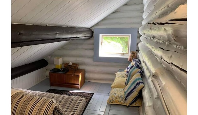 Chalet Rustique et Chaleureux Avec Emplacement Idéal! in Saint-Adolphe-d'Howard