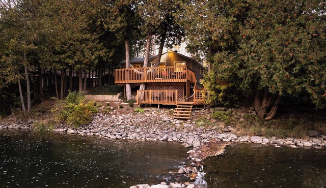 Charming Cottage on the River in South Bruce Peninsula