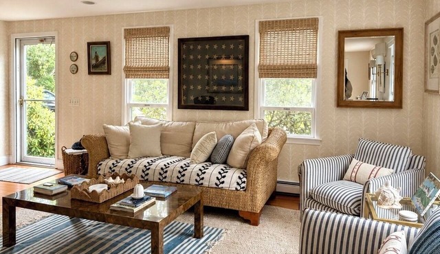 Charming Chatham Cottage - Walk to Main St, Chatham Bars Inn & Oyster Pond Beach in Chatham