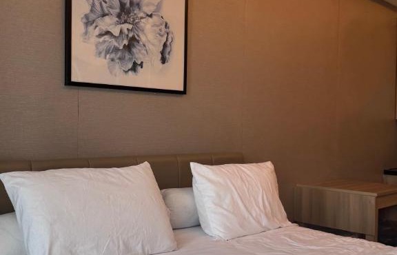 Cozy Apt Studio Anderson Pakuwon Mall view city in Surabaya