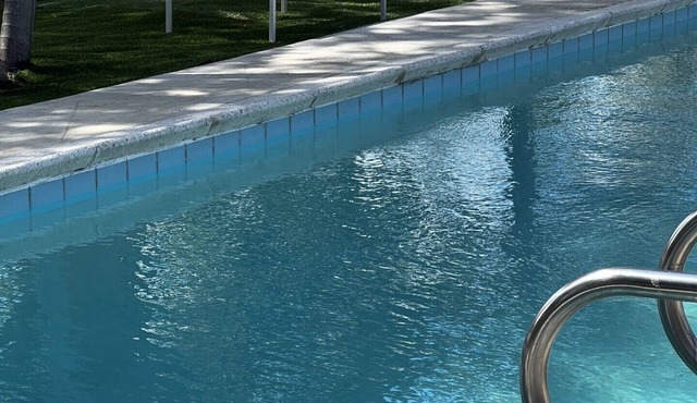 Cozy Hollywood Pool View 1Bedroom/4Guest! in Hollywood
