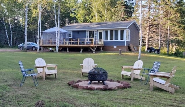 Five-minute walk to the sandy beach: Starfish Cottage awaits. in Belle River