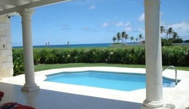 Hummingbird House, Barbados ocean view villa with pool, 2 min walk to Bottom Bay