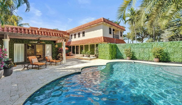 Intracoastal Oasis 5minWalk to Beach Spacious home in Fort Lauderdale