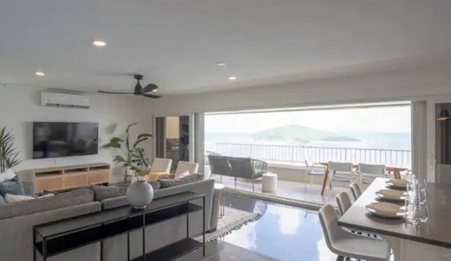 Island View Retreat - Stunning Ocean Views! in St Thomas