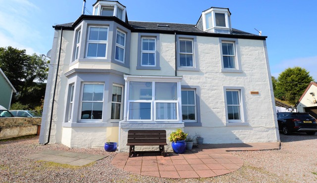 Janeville, waterfront, scenic, Loch Fyne views in Ardrishaig