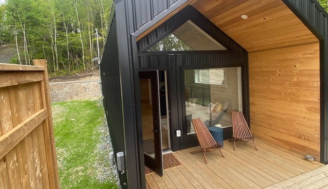 Lakefront Luxury Retreat - Luenburg NS in Lunenburg