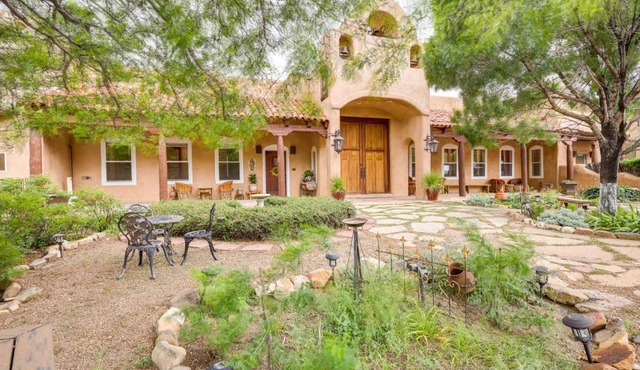 Los Cerrillos Hillside Hacienda on 65 Acres! in Cerrillos