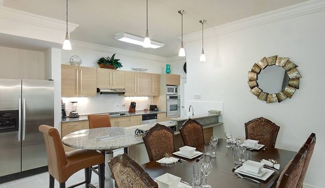 Luxury Townhome in Sandy Lane Neighborhood by BSL Rentals in Holetown