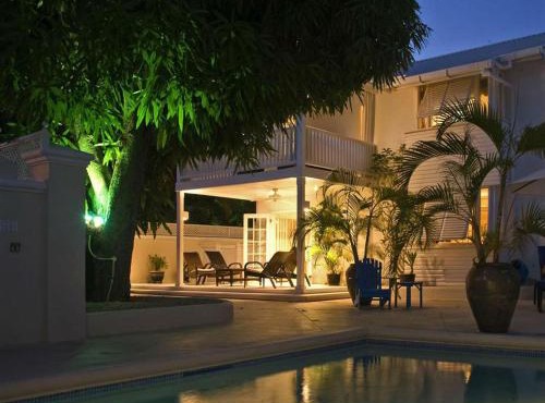 Mango Court 1 - by ZenBreak in Saint James