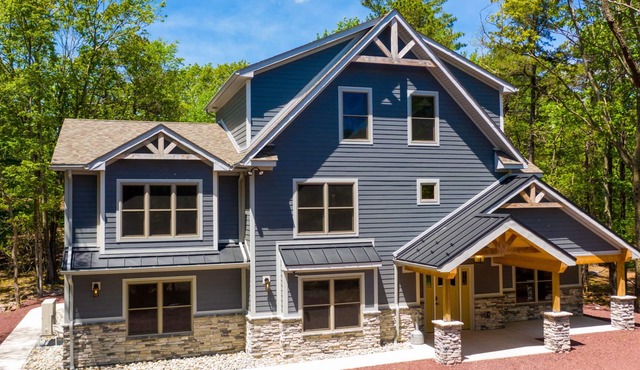 Matterhorn by PMR, 9BR Luxury A-Frame, Elevator, Hot Tub, Sleeps 28 in Lake Harmony