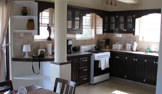 Maya's Bajan Villas - Unit B