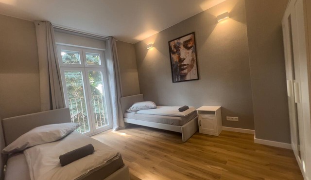 Modern 2-bedroom apartment with a kitchen in Offenbach