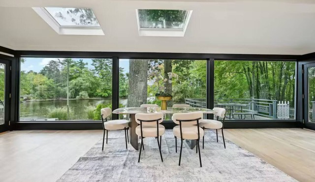 Modern Lake Home - 4-bedroom house in charming North Attleborough and Mansfield in North Attleborough