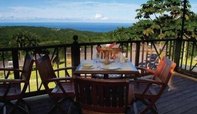 Naniki Cottages