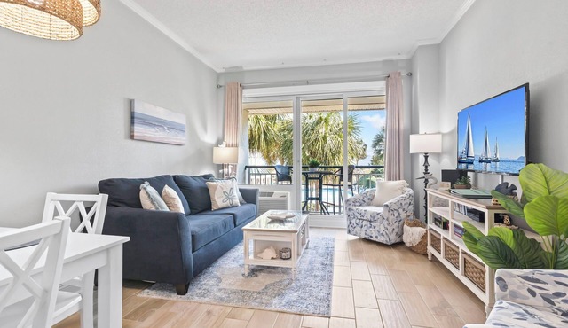 OCEANFRONT: The Seabatical Suite at Bridgewater Resort/Litchfield By The Sea in Pawleys Island