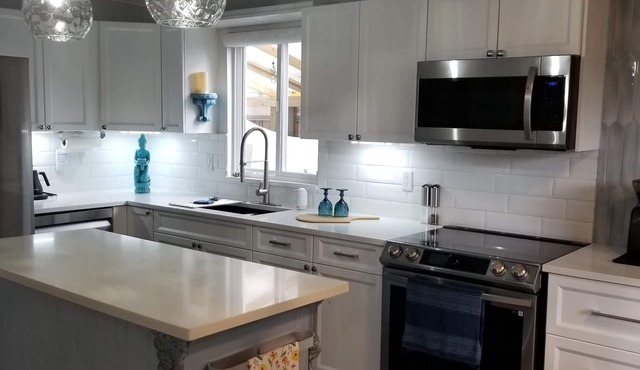 Outstanding Executive One Bed Suite in Langley