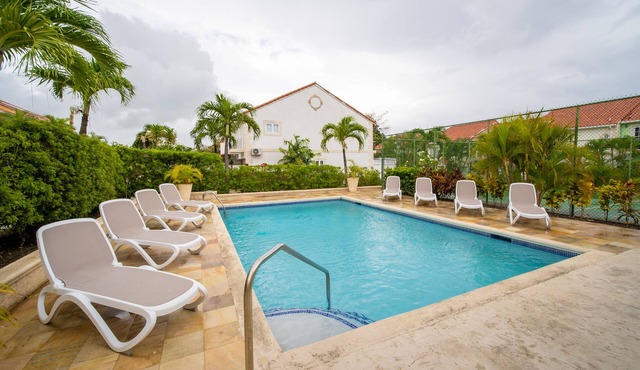 Porters Gate 19, Modern Two Bedroom Townhouse, St. James