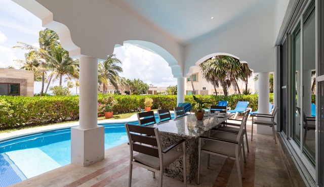 Private Pool, OCEAN VIEW VILLA, steps from the beach. BBQ- Playacar Phase 1 in Playa del Carmen