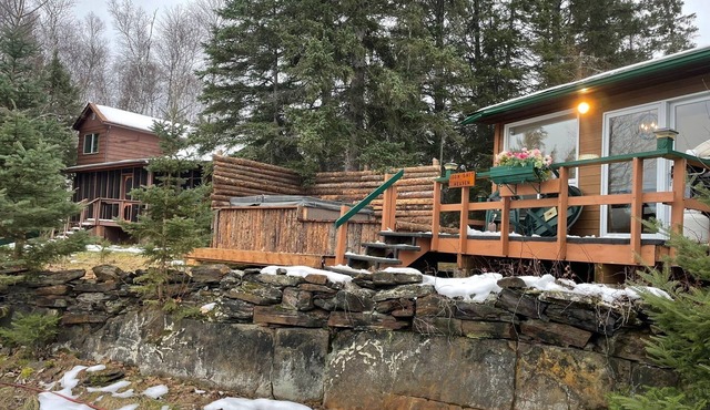Quiet Bay West Hawk Cottage in West Hawk Lake