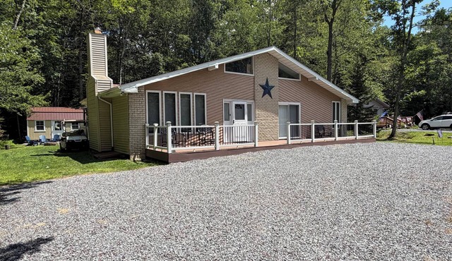 Rent this Pet Friendly Single Home backing up to open space. in Pocono Lake