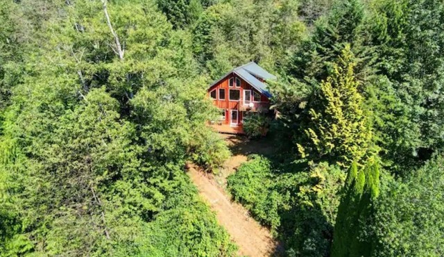 River's Edge Mountain Chalet in Gold Bar