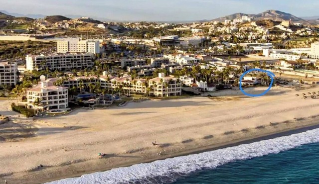 Sampaguita Beachfront 3 Bedroom Villa townhouse in San José del Cabo