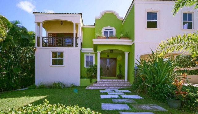 Serenity Villa - 3bd by ZenBreak