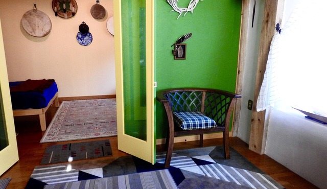 SPACIOUS SUITE by peaks & stupa; private entrance. Beautiful calm soulful in Crestone