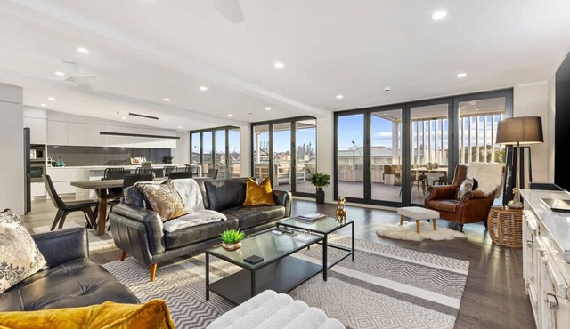 Stay Devonport - 3 Bedroom Penthouse in Auckland