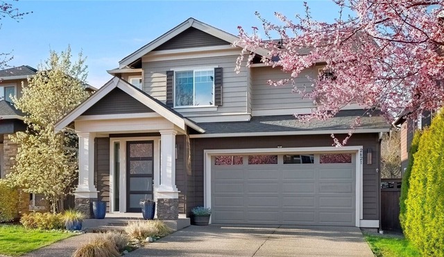 Stylish Gorgeous Quiet Residential Home near Mill Creek in Everett