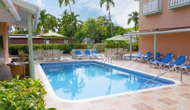 Sunny Barbados Escape Near Worthing & Rockley Beaches l 1BR King w/Kitchen