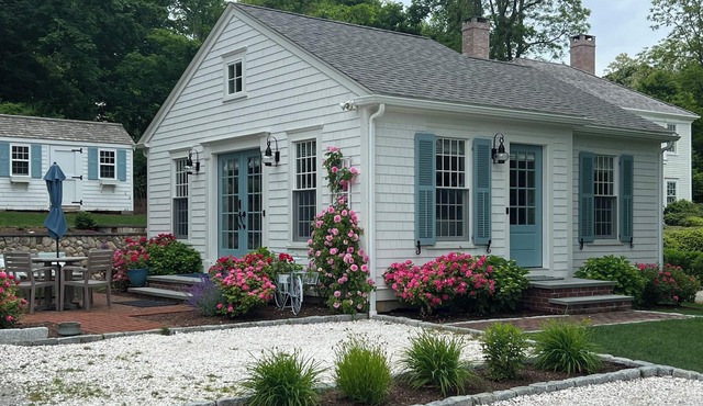 The Rose Cottage of Sandwich Village in Sandwich
