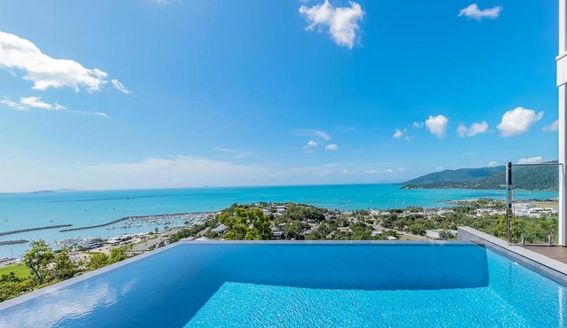 The View in Airlie Beach