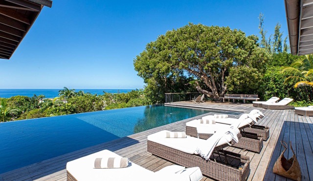 Villa Sundeck House by Fantasia Villas